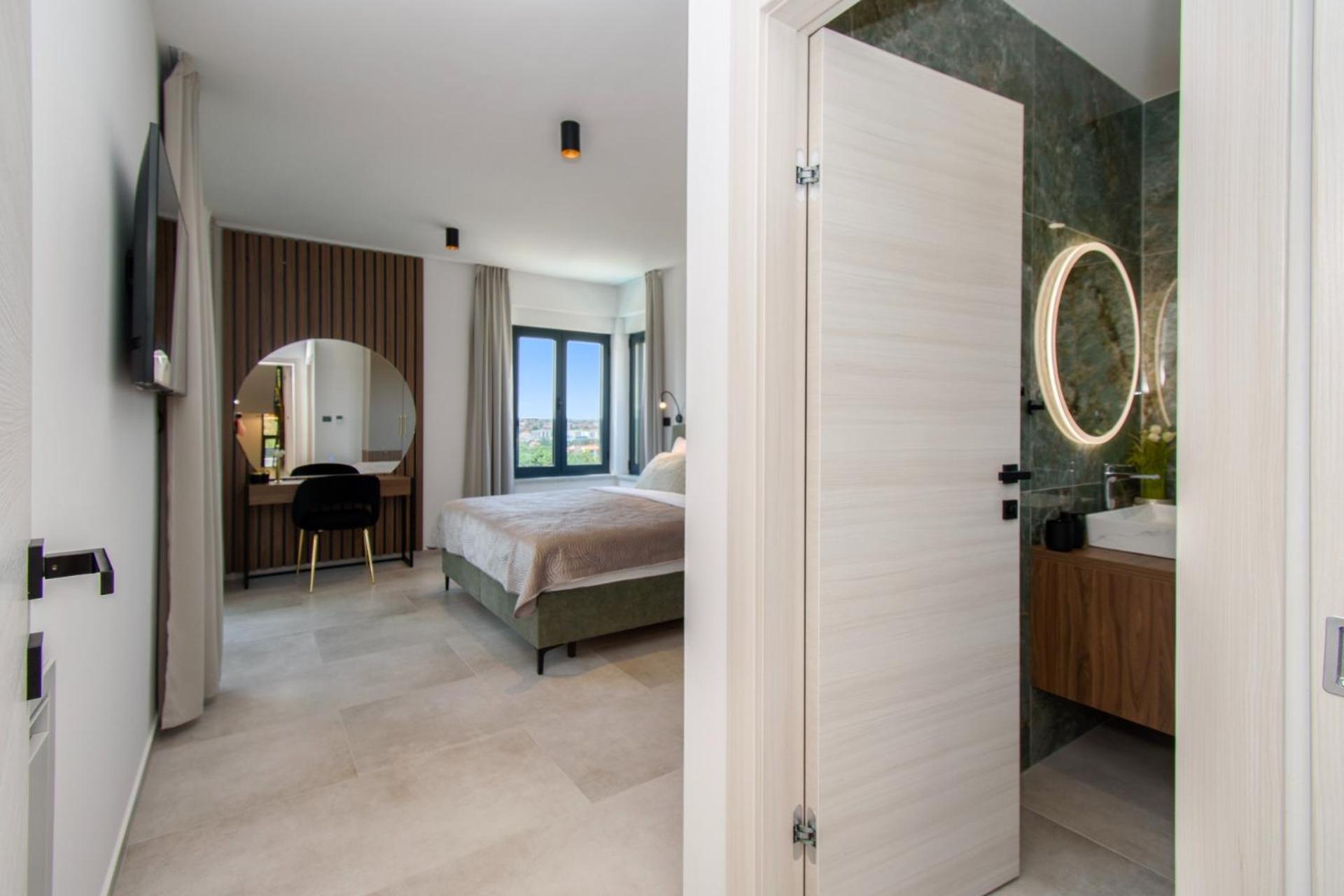Luxury Sabina With A View Of Vila