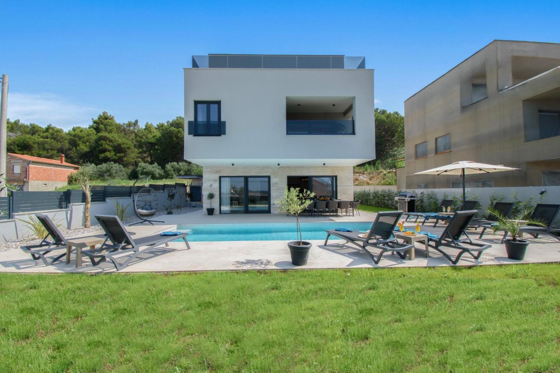 Vila Luxury Sabina With A View Of Pula